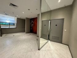 Tahir Building (D1), Retail #437339111